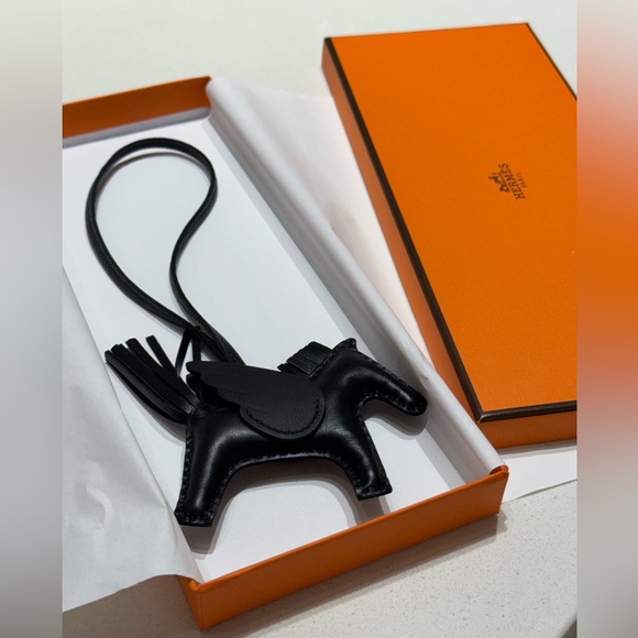 Rodeo Pegase PM charm - Picture 2 of 4